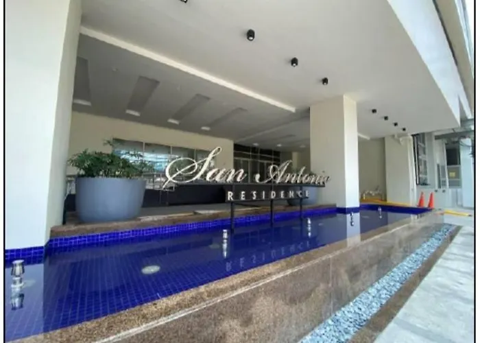 Sleek & Chic One-bedroom Apartment Manila
