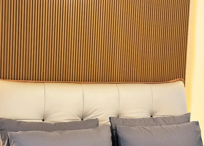 Sleek & Chic One-bedroom Apartment Manila