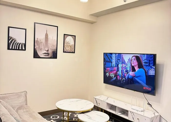 Sleek & Chic One-bedroom * Manila
