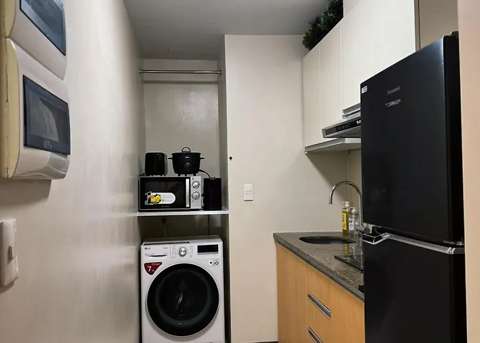 Sleek & Chic One-bedroom Manila